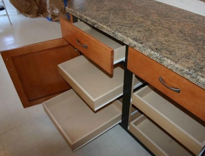 Reliable cabinet refacing of Extraordinary Kitchens in Livonia, MI